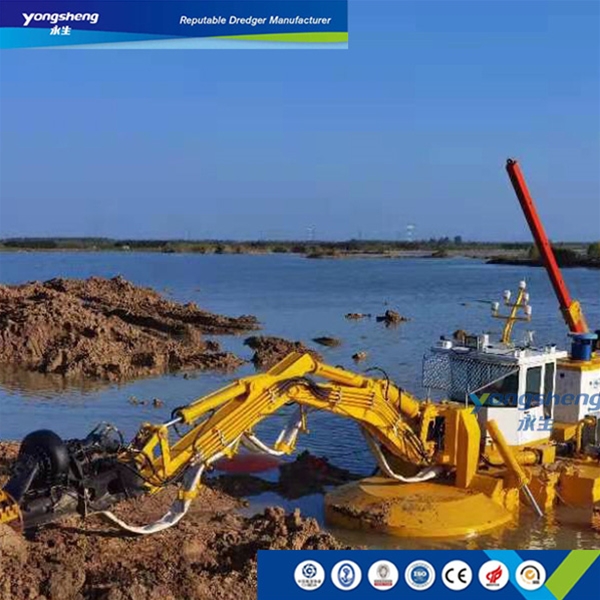 Amphibious Cutter Suction Dredger/ Weed Raking Dredger Advanced Technology for Sale