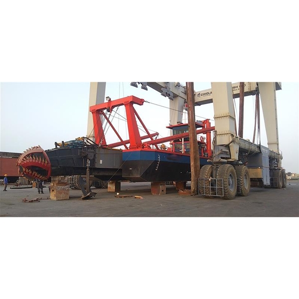YongSheng CSD7525 Sea Hard Soil / Gravel Dredging in UAE